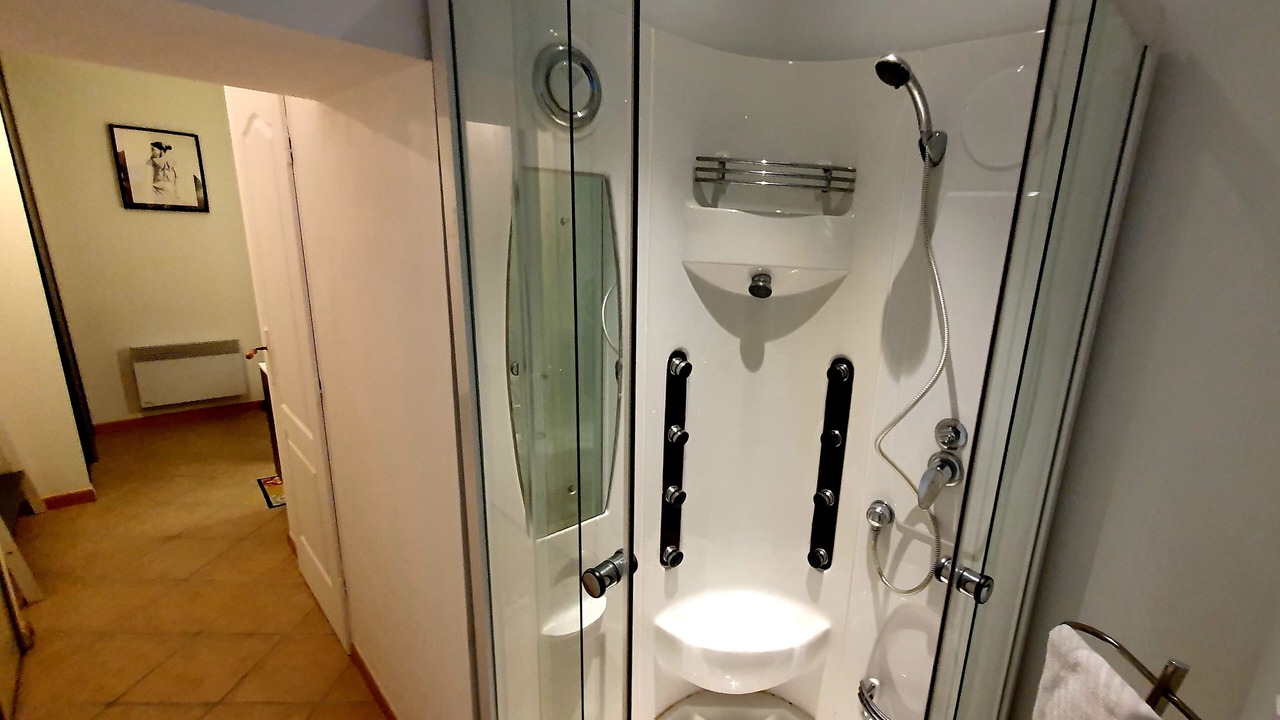 Photo of Bathroom in Collobrieres