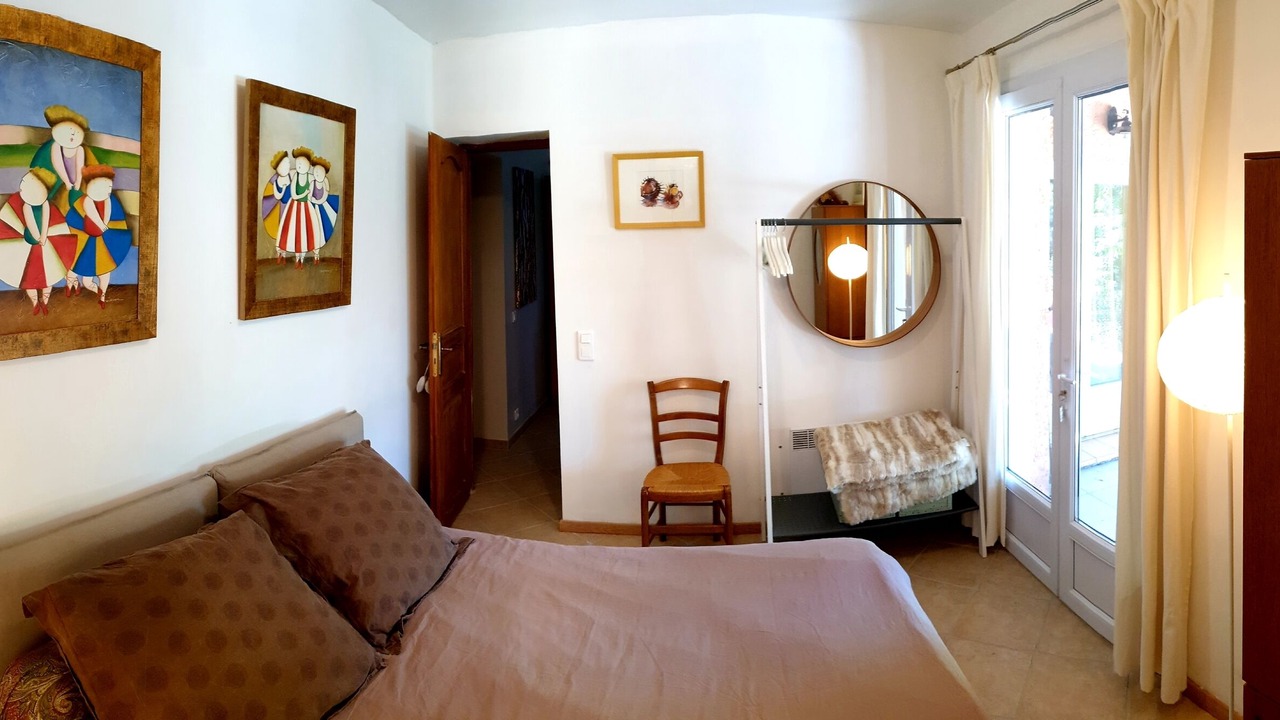 Photo of Bedroom in Collobrieres