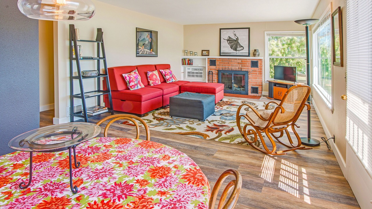 Photo of Livingroom in Oroville