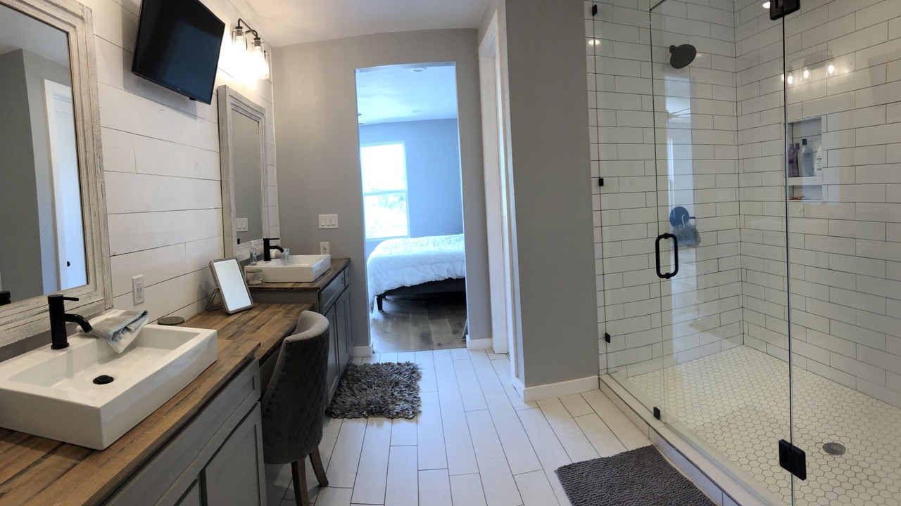 Photo of Bathroom in Leander