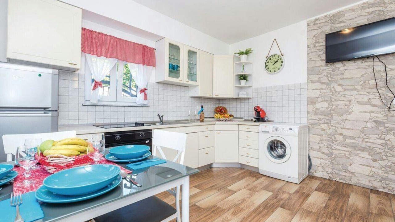 Photo of Kitchen in Rubesi