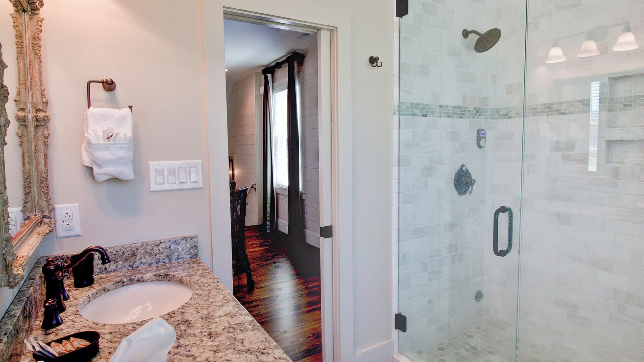 Photo of Bathroom in Oriental