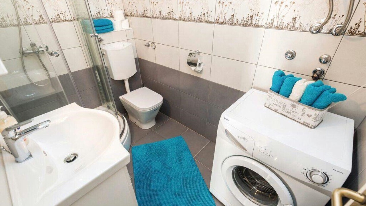 Photo of Bathroom in Rubesi