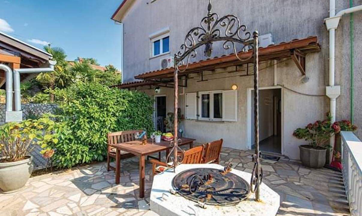 Photo of Outdoor in Rubesi