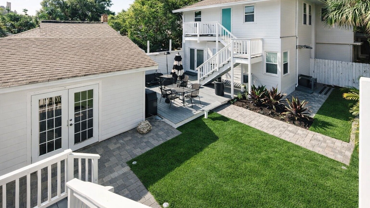 Photo of Patio Balcony in Historic Uptown