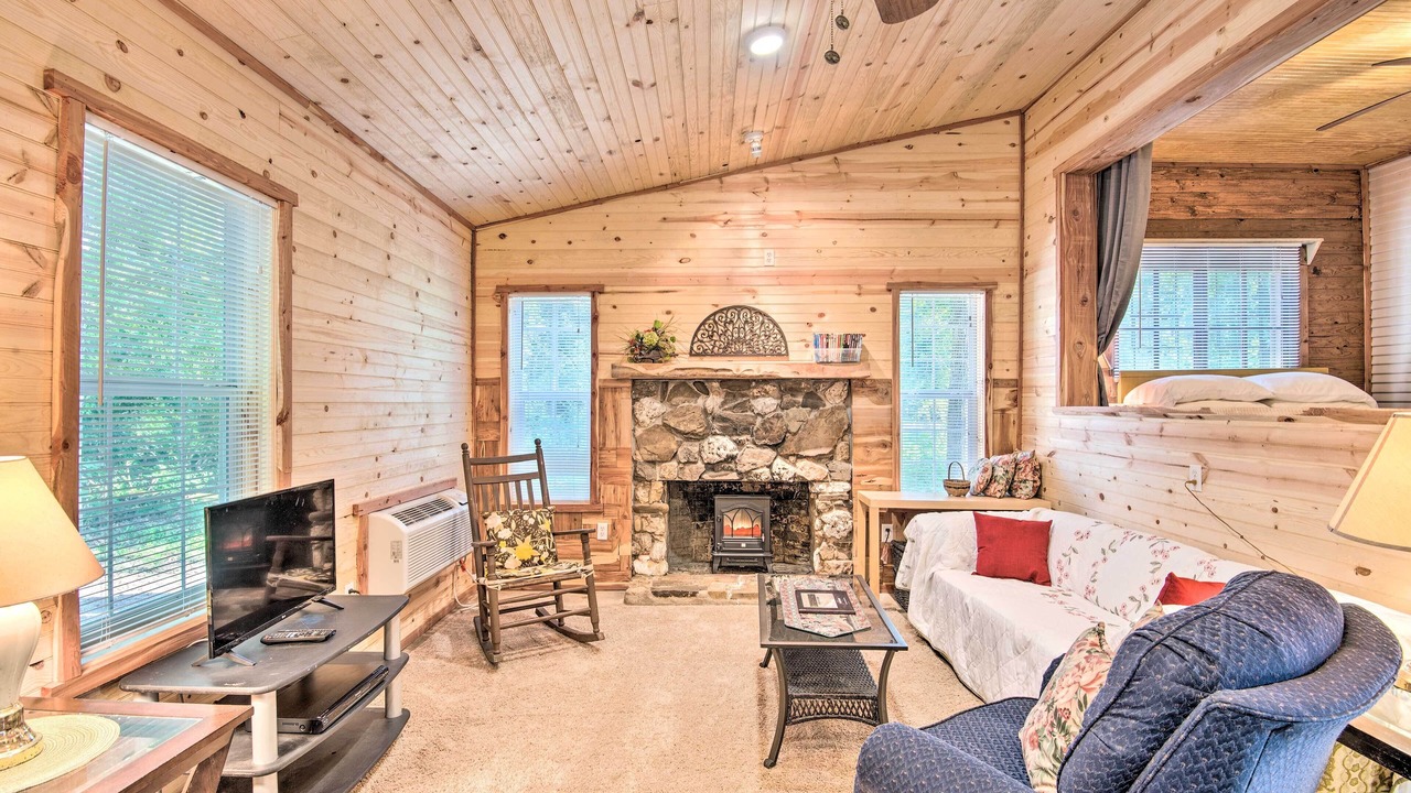Photo of Livingroom in Hatton