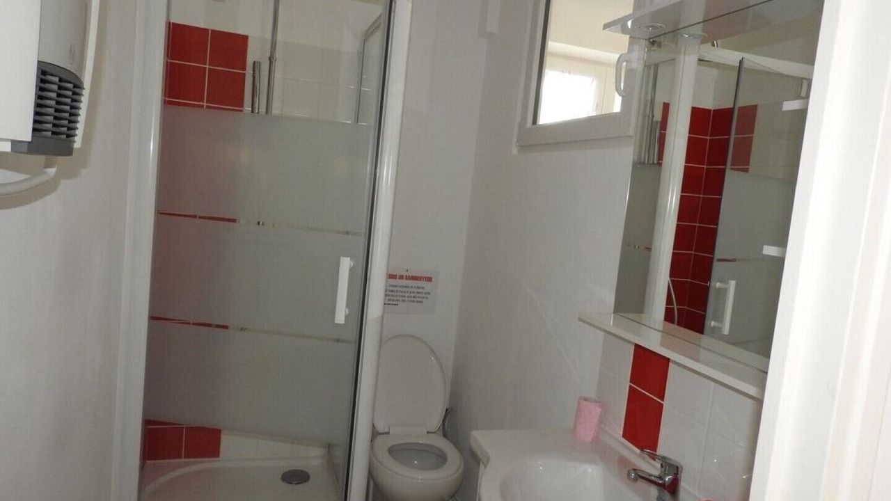 Photo of Bathroom in Curemonte