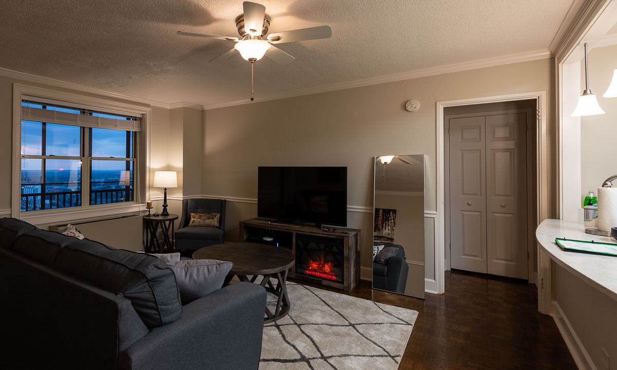 Photo of Livingroom in Peachtree Center