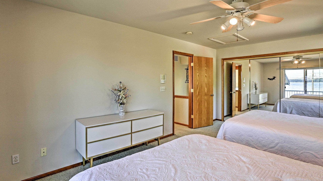 Photo of Bedroom in Birch Bay