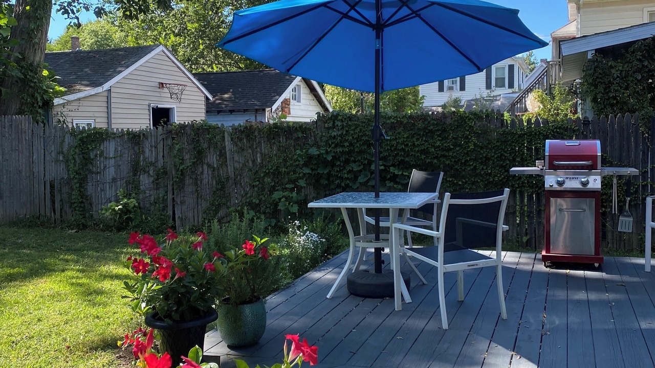 Photo of Outdoor in Kingston