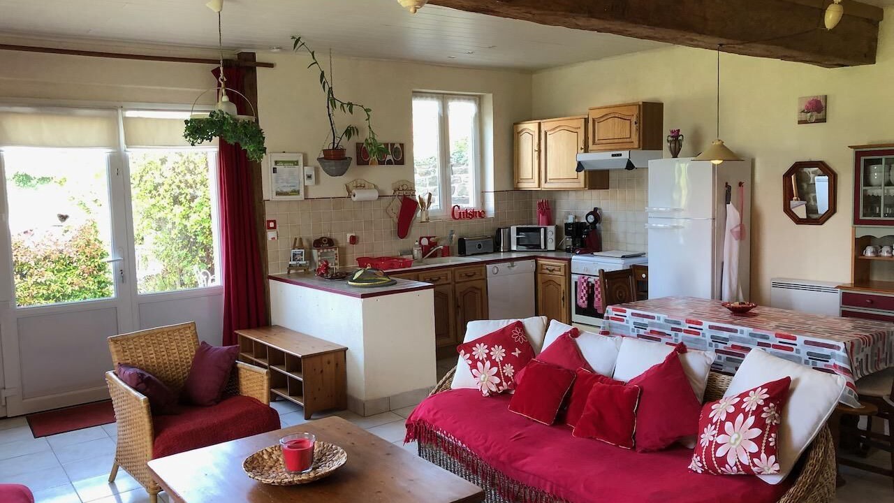 Photo of Livingroom in Saint-Laurent-de-Terregatte