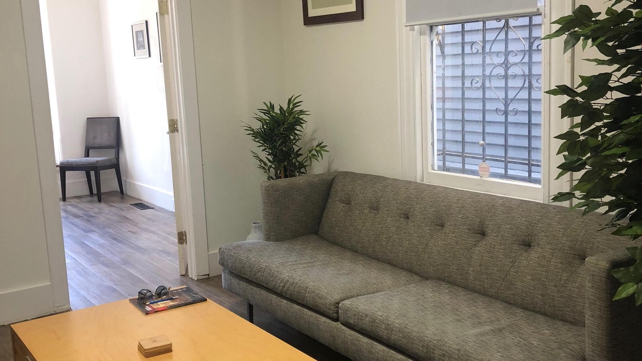 Photo of Livingroom in Hoover - Foster