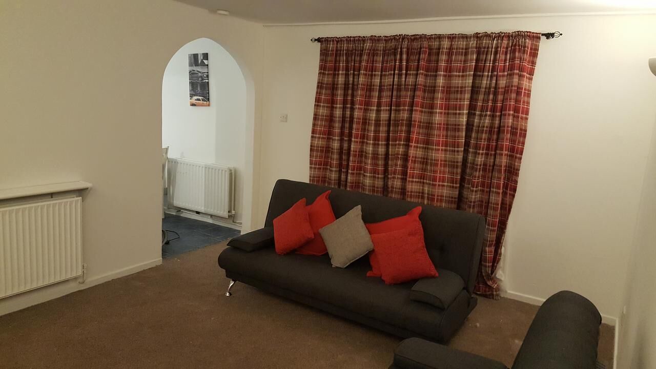 Photo of Livingroom in Laindon