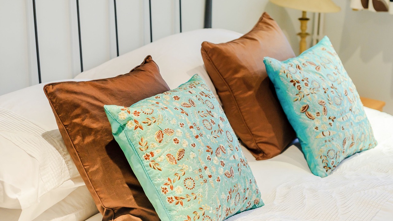 Photo of Others in Eye