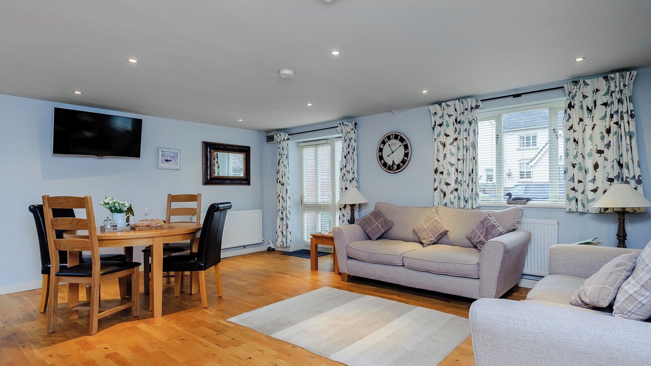 Photo of Others in Eye