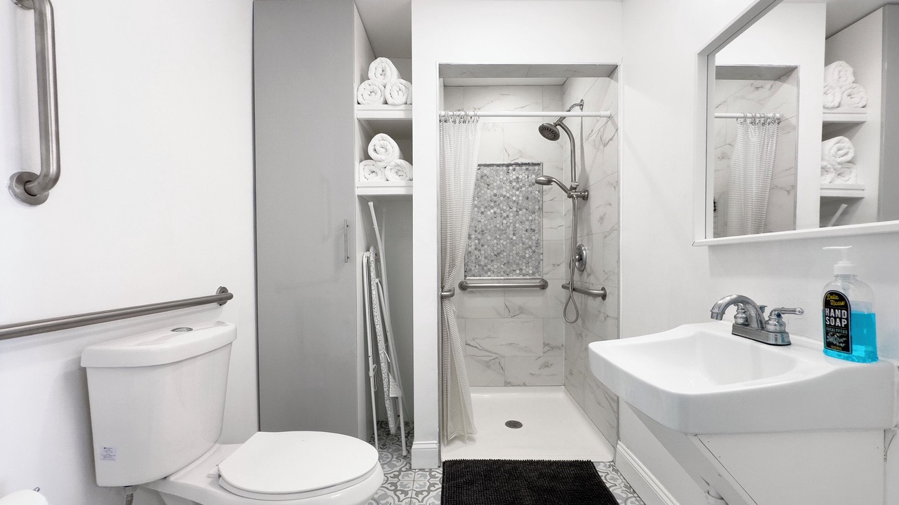 Photo of Bathroom in Wildwood