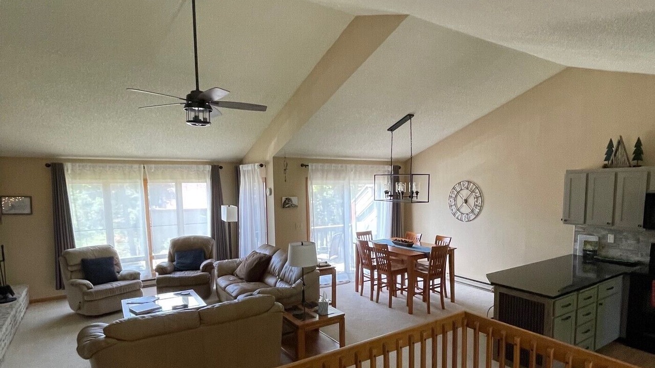 Photo of Livingroom in Fraser