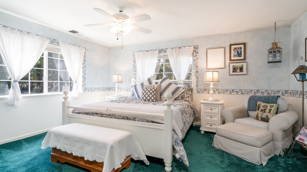 Photo of Others in Redwood Valley