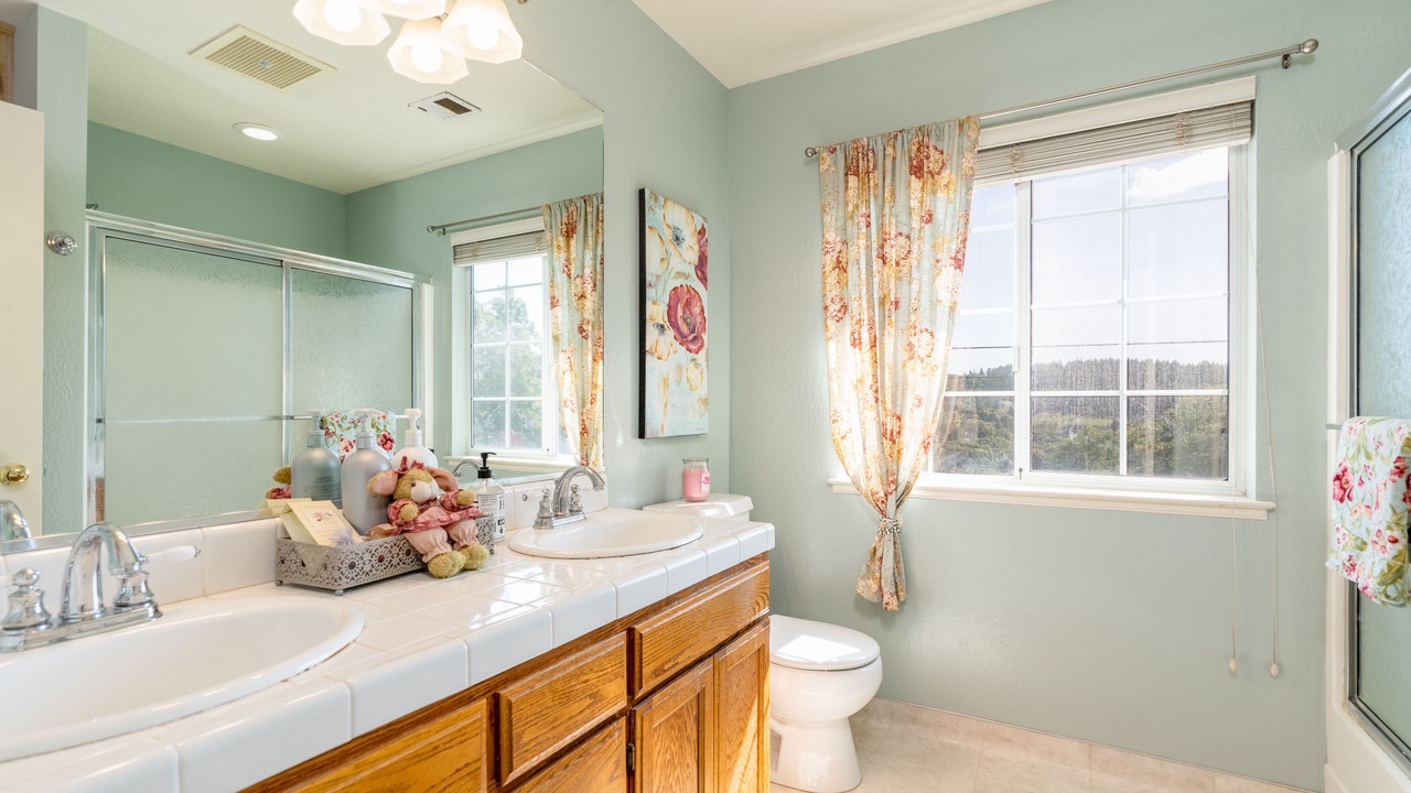 Photo of Others in Redwood Valley