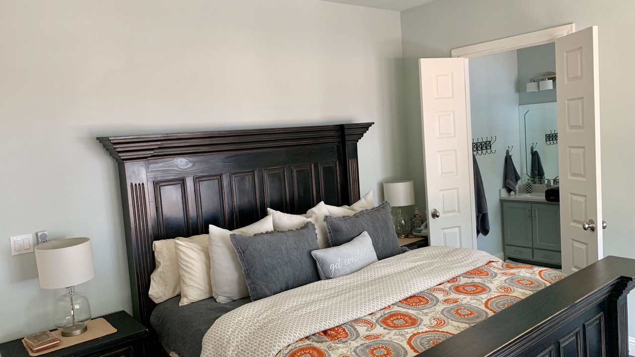 Photo of Bedroom in Quinlan