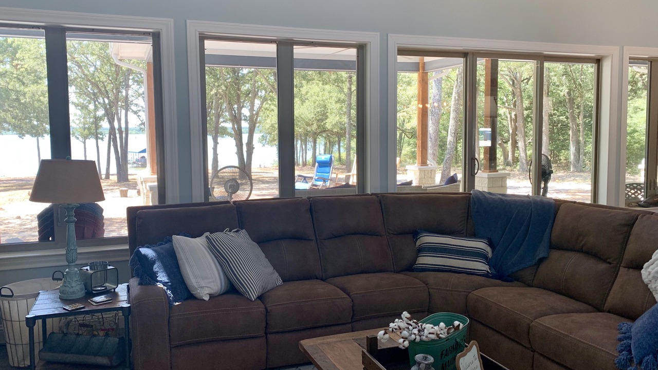 Photo of Livingroom in Quinlan