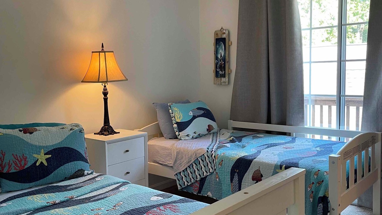 Photo of Bedroom in Calvert Beach-Long Beach