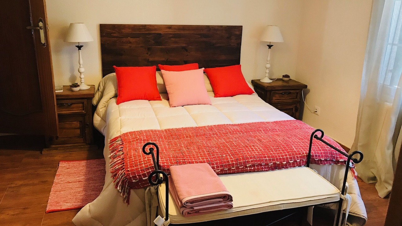 Photo of Bedroom in Navahondilla