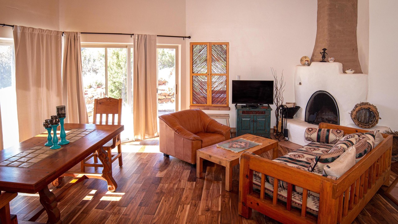 Photo of Livingroom in Placitas