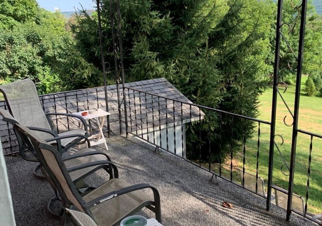 Photo of Outdoor in Gowen City