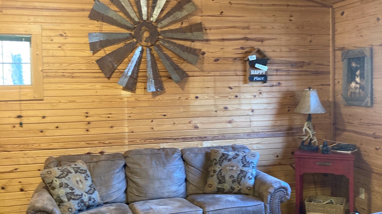 Photo of Livingroom in Pittsburg