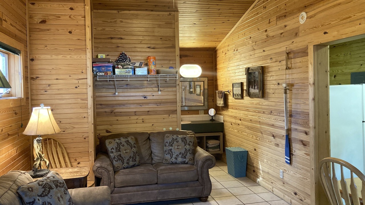 Photo of Livingroom in Pittsburg