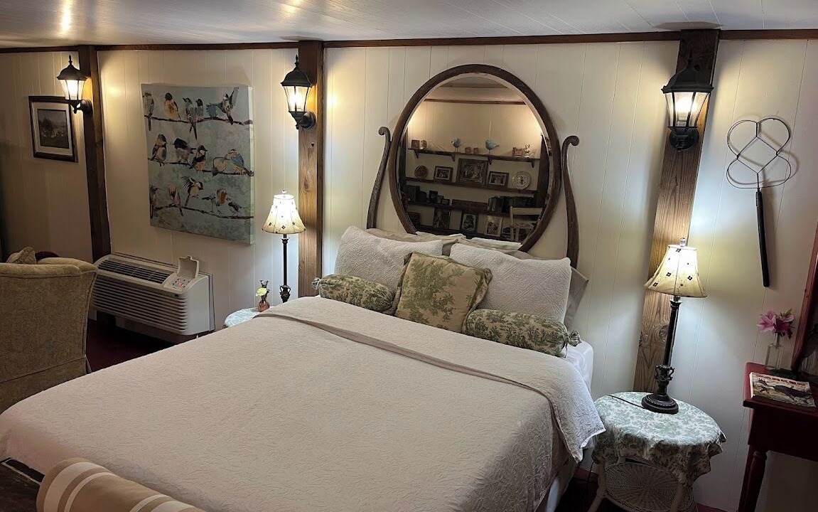 Photo of Bedroom in Breaux Bridge
