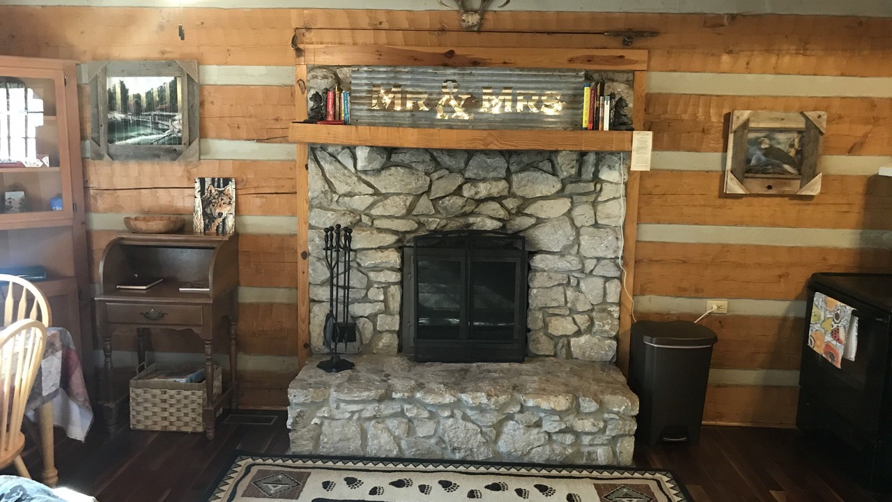 Photo of Livingroom in Pittsburg