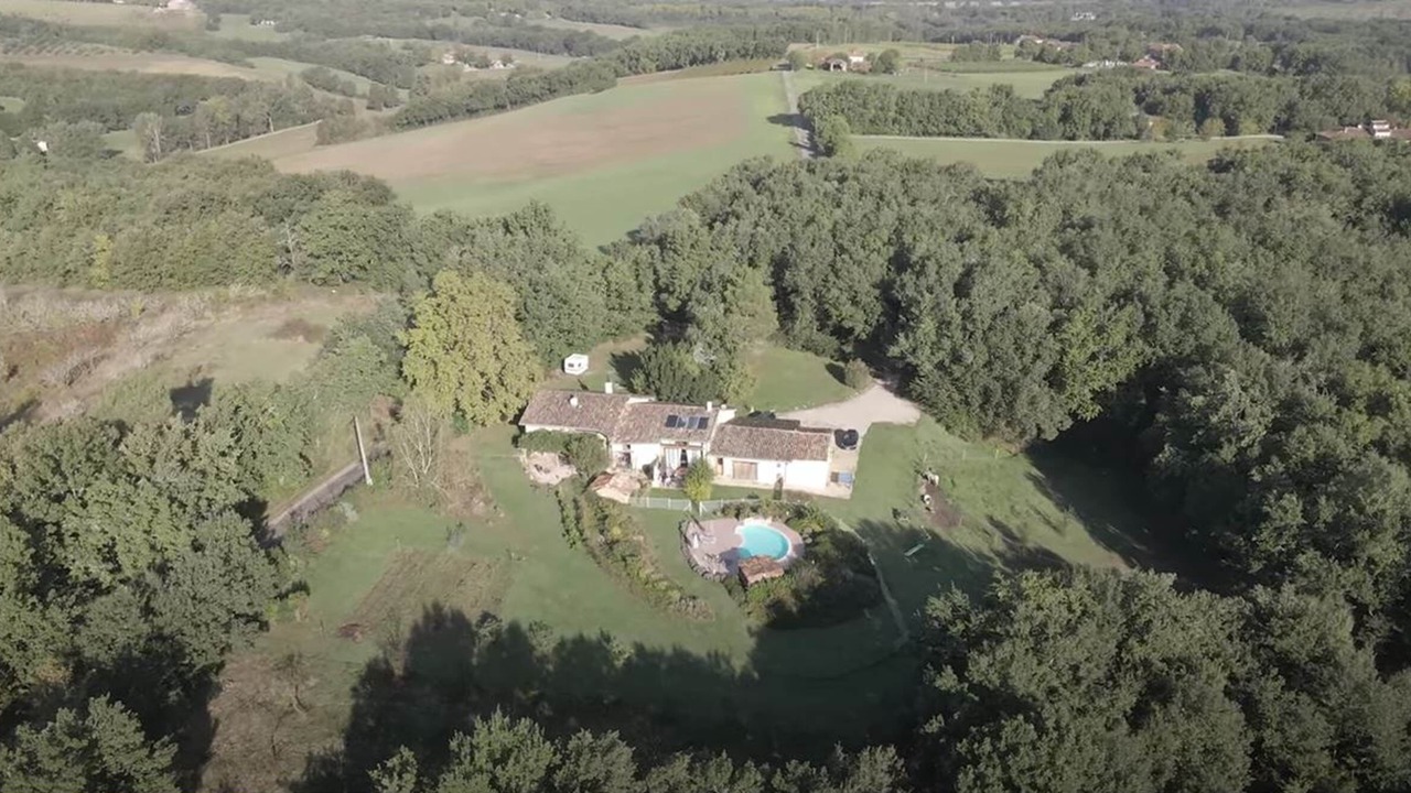 Photo of Others in Lafrancaise