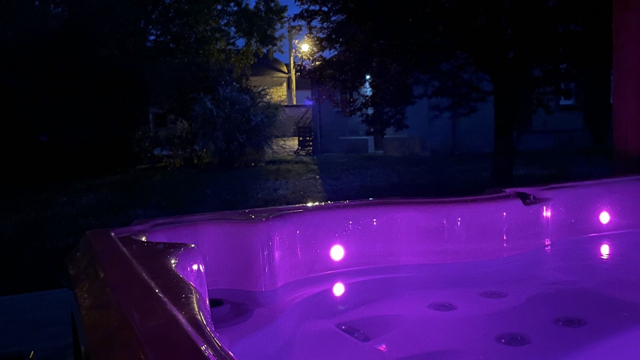 Photo of Outdoor in Fontaine-Macon