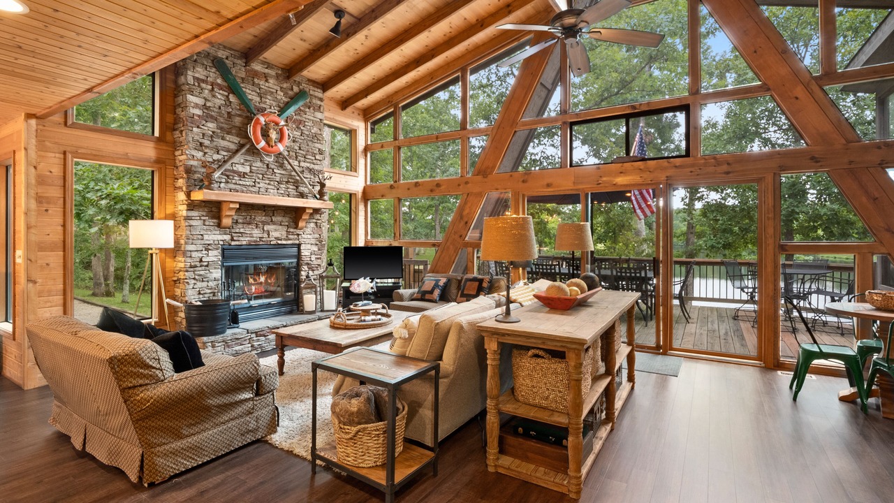 Photo of Livingroom in Innsbrook
