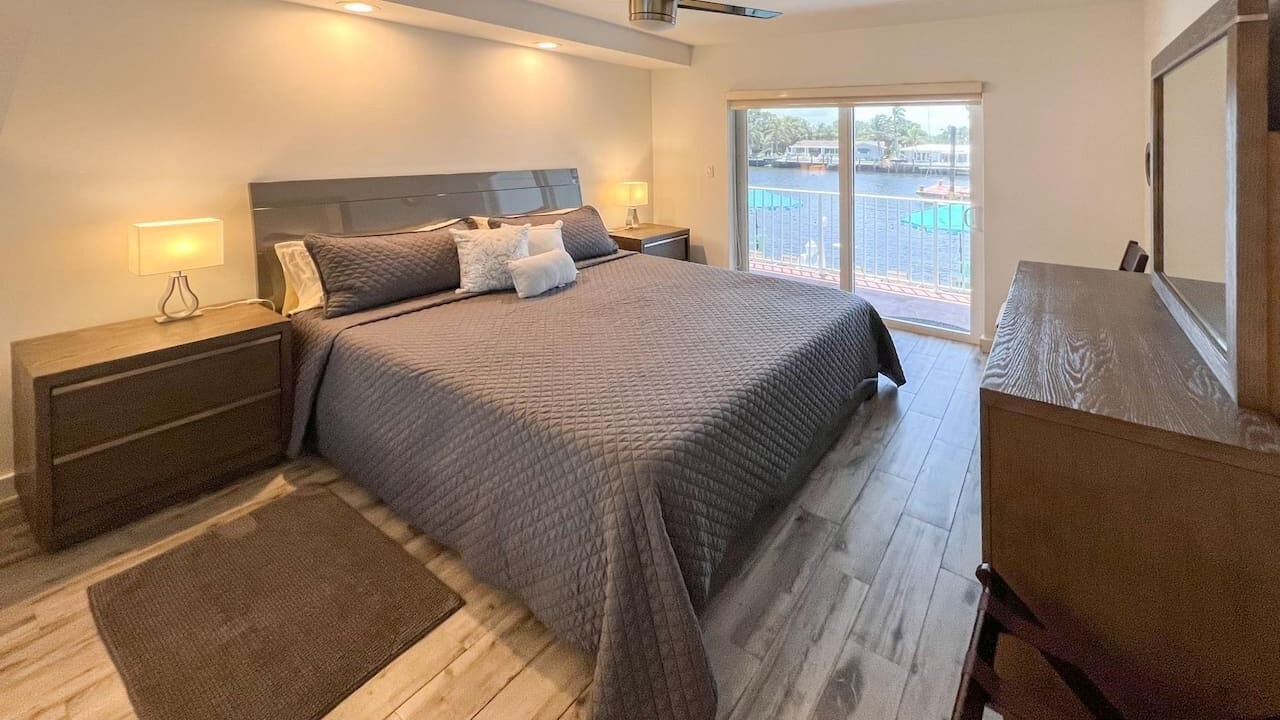 Photo of Bedroom in Pompano Beach