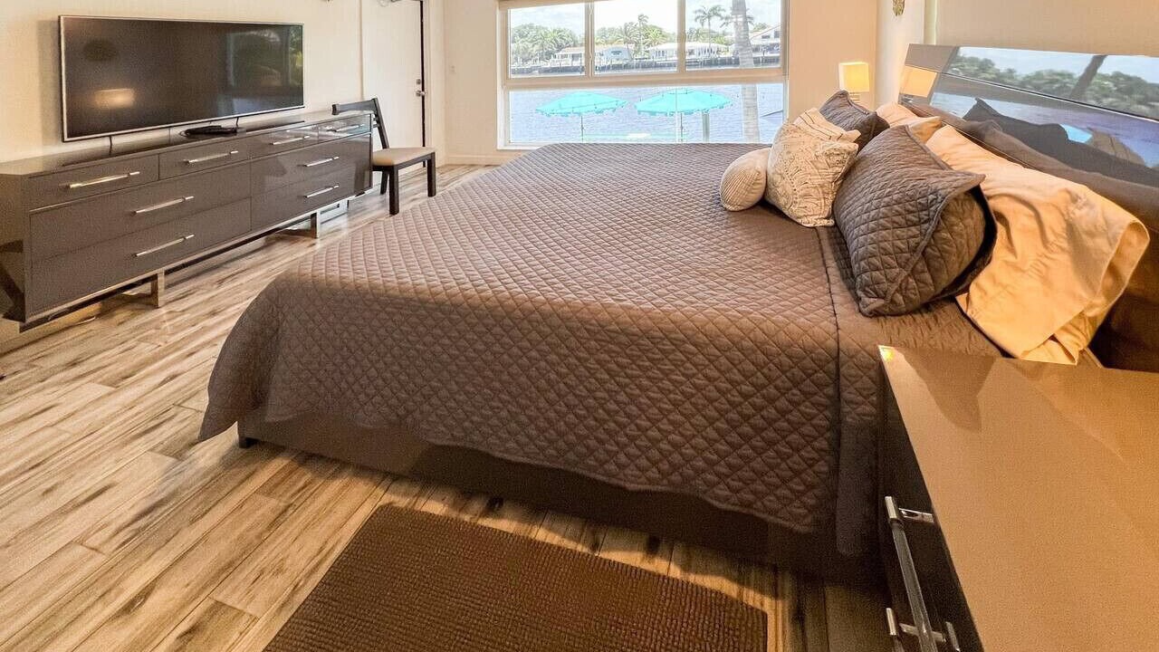 Photo of Bedroom in Pompano Beach