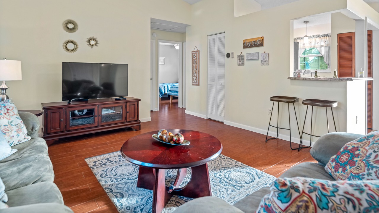 Photo of Livingroom in Deltona Lakes
