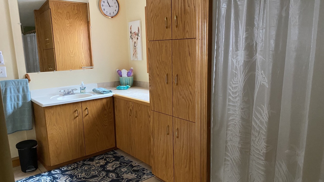 Photo of Bathroom in Omak