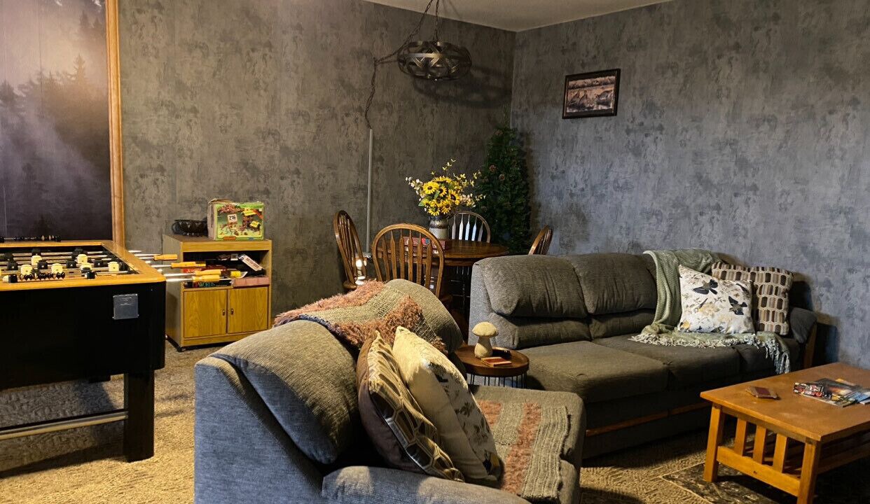 Photo of Bedroom in Omak