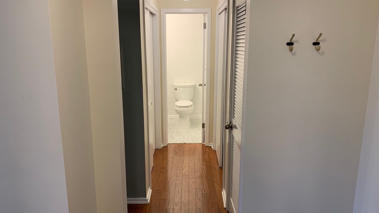 Photo of Bathroom in North Capitol