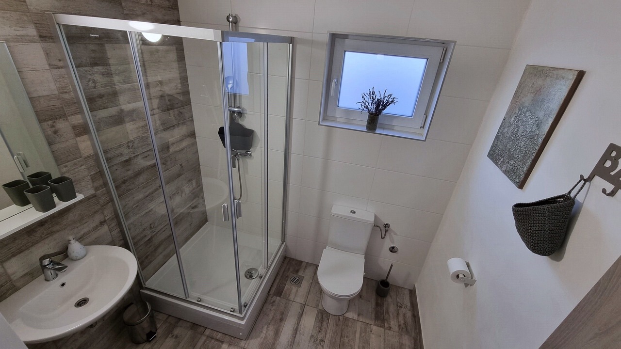 Photo of Bathroom in Filipana