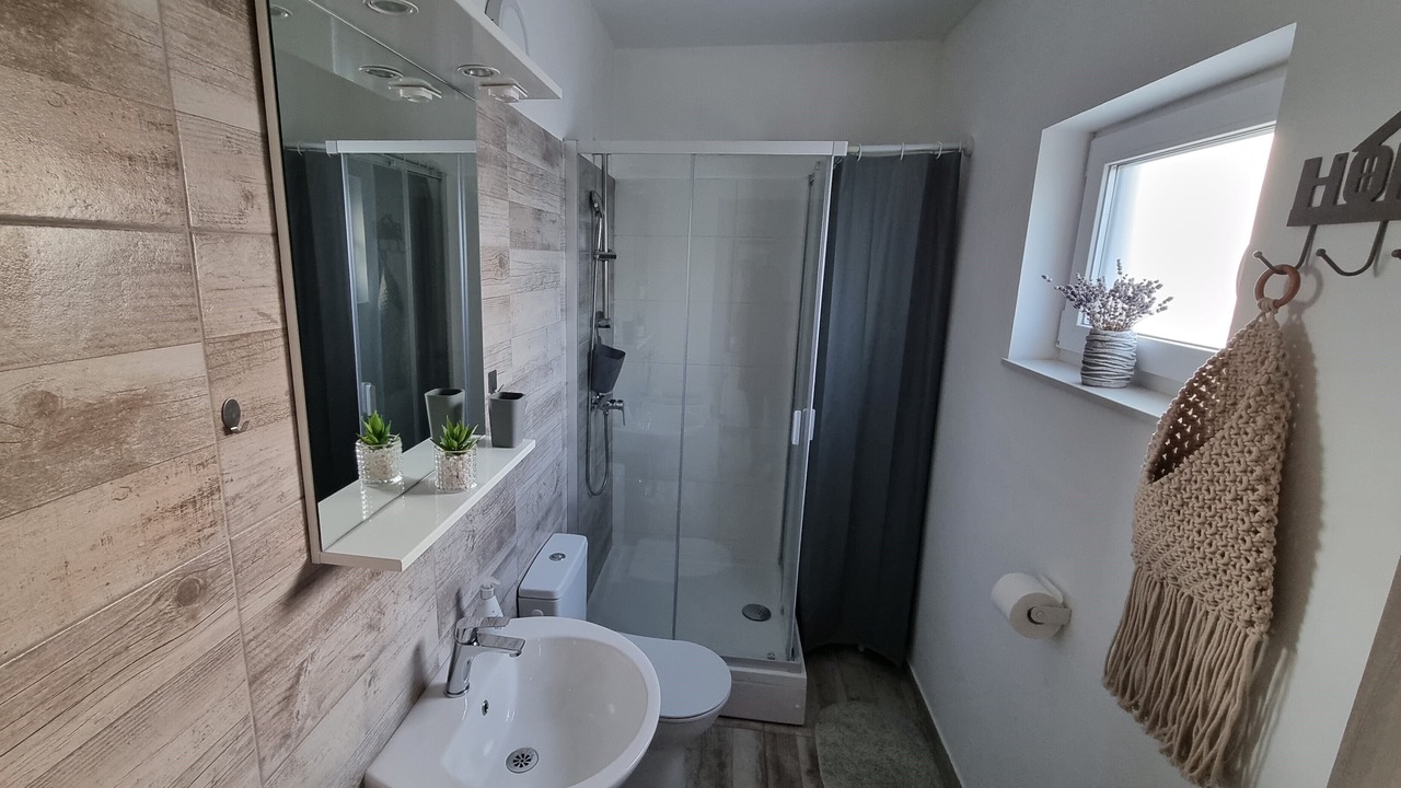Photo of Bathroom in Filipana