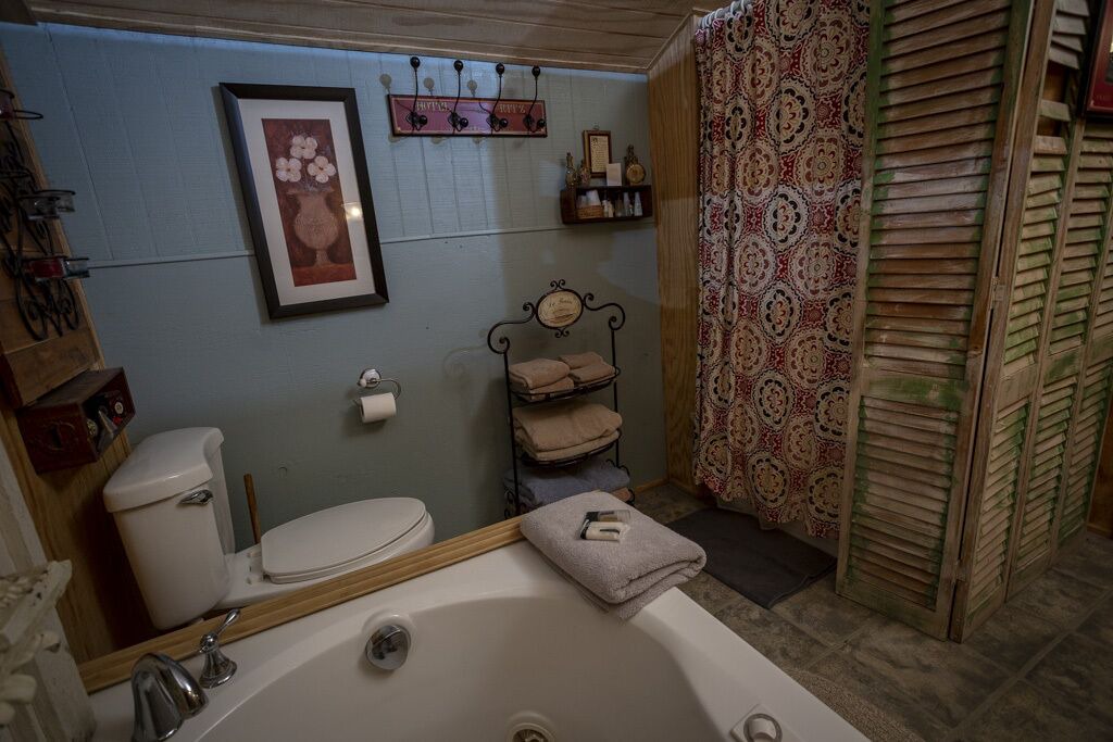 Photo of Bathroom in Breaux Bridge