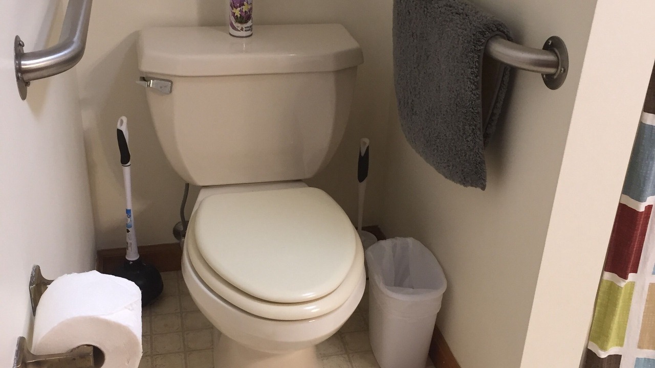 Photo of Bathroom in Candler
