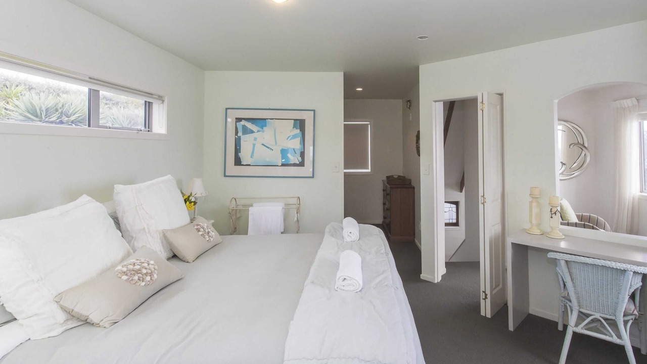 Photo of Bedroom in Oakura