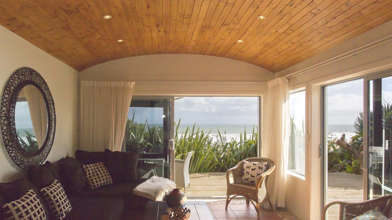 Photo of Livingroom in Oakura