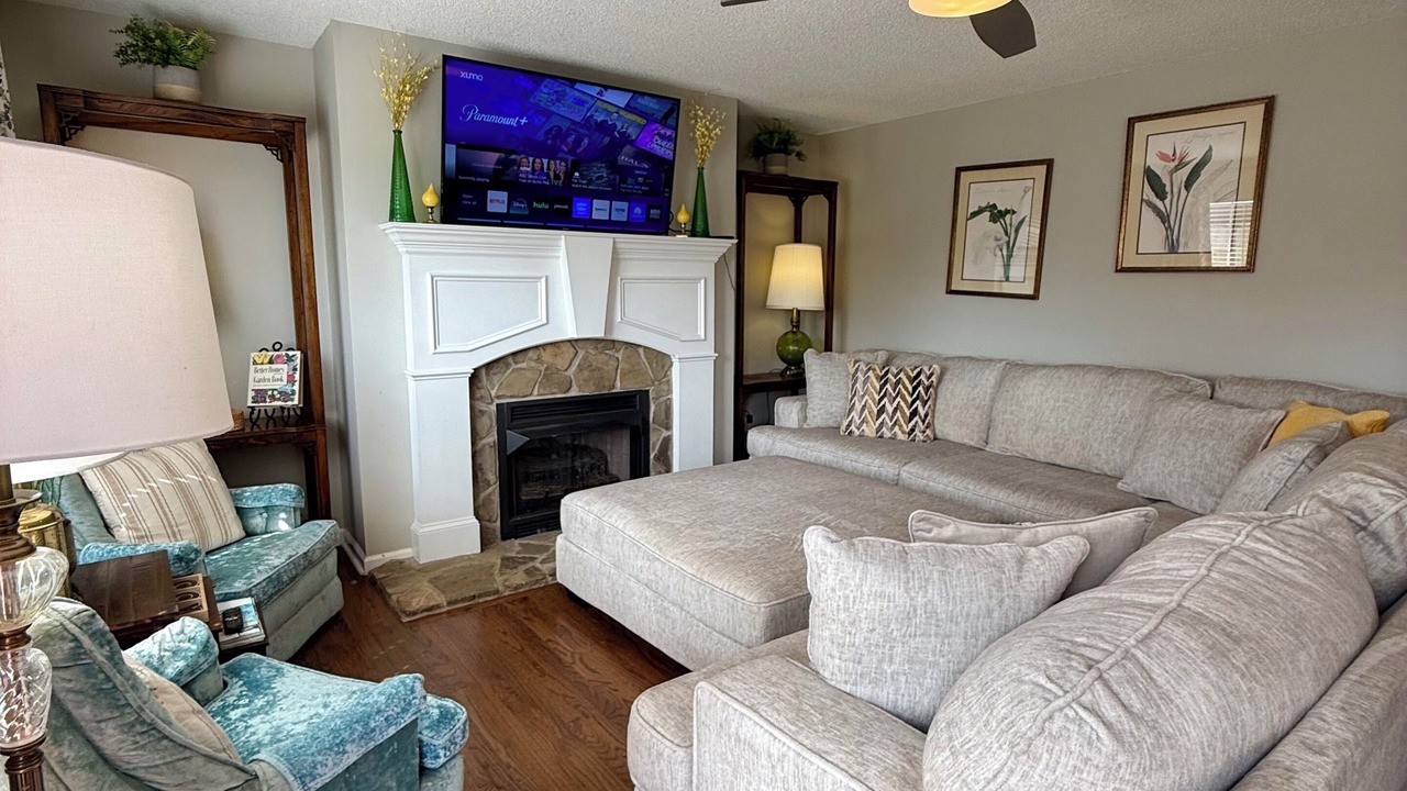 Photo of Livingroom in Bluff City