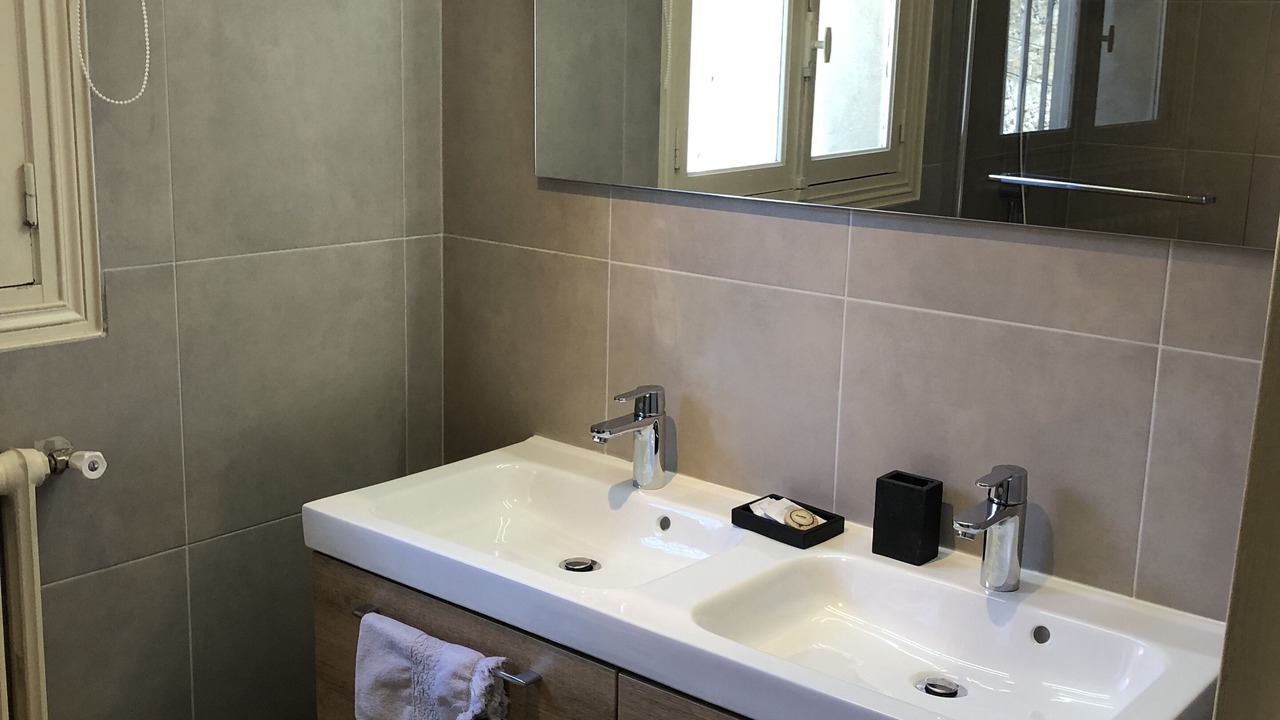 Photo of Bathroom in Morienval